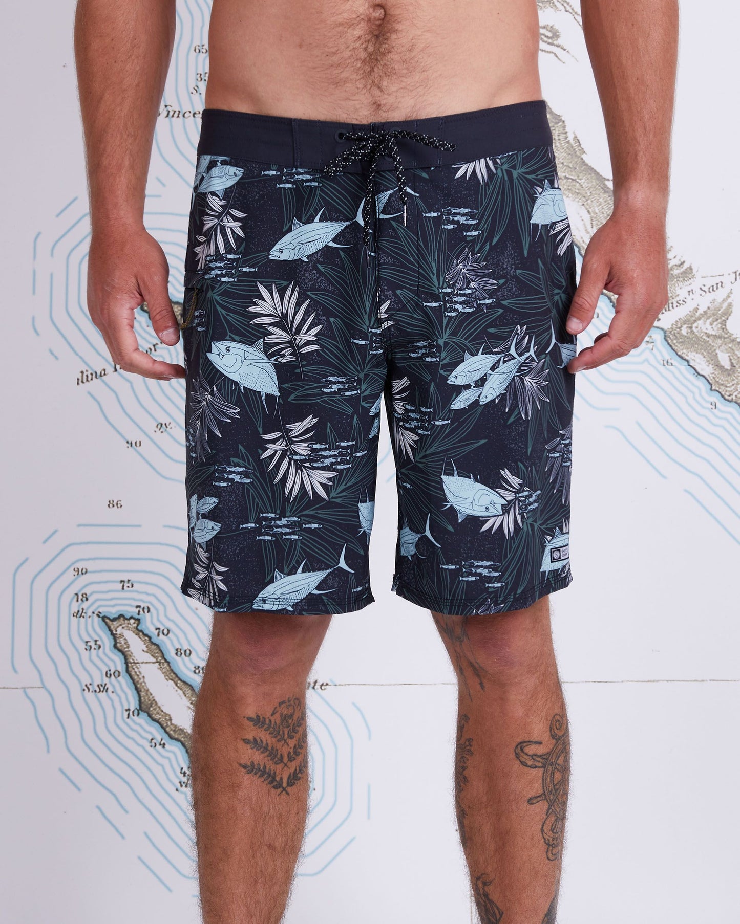 KEEL BOARDSHORT - BLACK AQUA